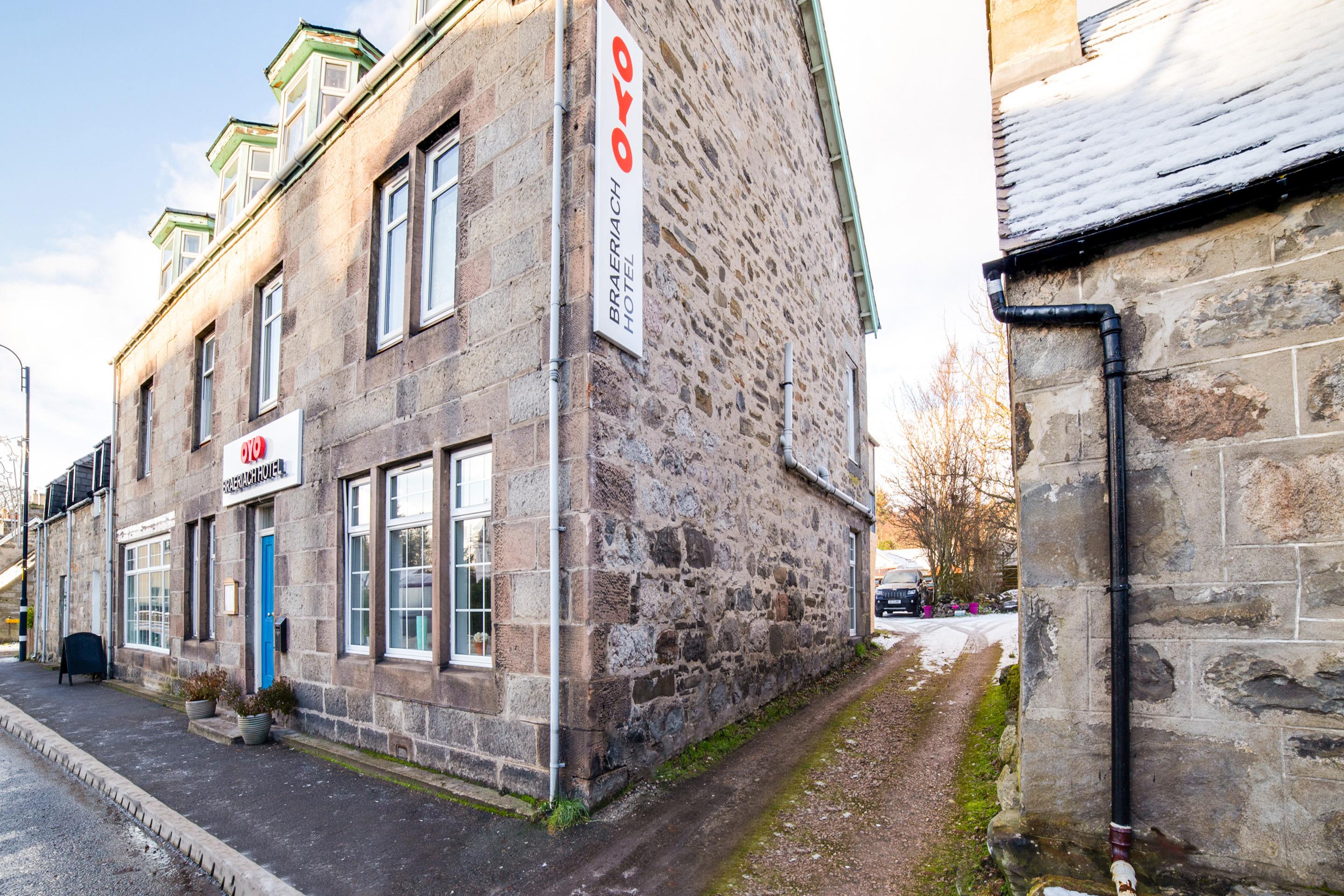 Oyo Braeriach Hotel, Highlands Scotland Newtonmore Ngoại thất bức ảnh